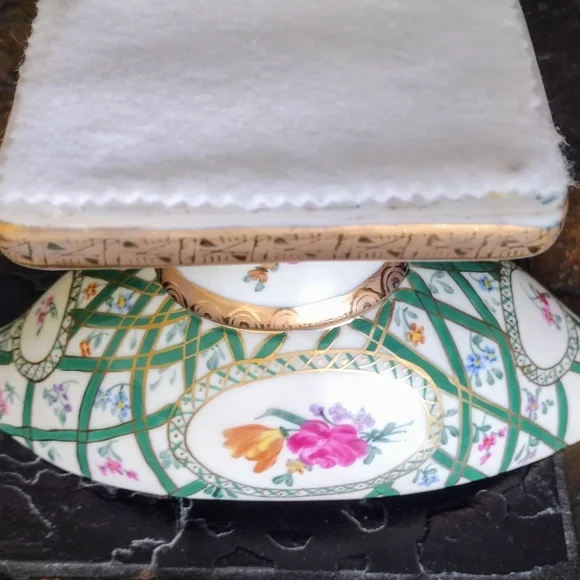 Vintage Floral Gold-Trimmed Footed Oblong Bowl - Picture 15 of 16